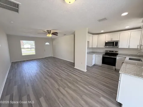 2780 Floresta Drive NE Palm Bay FL 32905