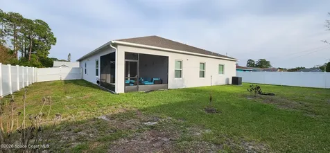 1230 Island Avenue NW Palm Bay FL 32907