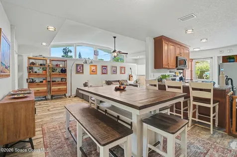 2207 Poinsettia Lane Deland FL 32724
