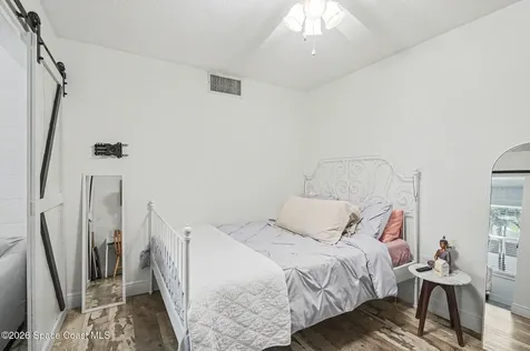 2207 Poinsettia Lane Deland FL 32724