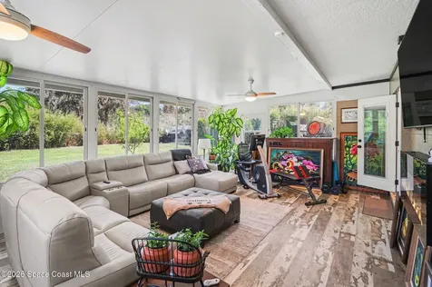 2207 Poinsettia Lane Deland FL 32724