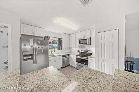 997 Boeing Street NE Palm Bay FL 32907