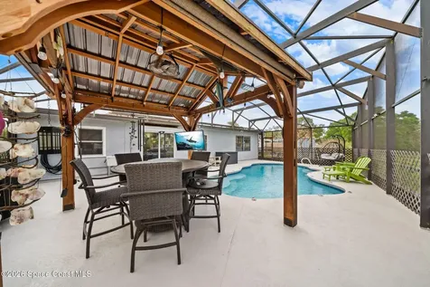 997 Boeing Street NE Palm Bay FL 32907