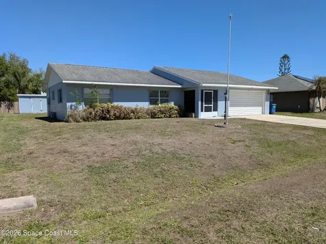 845 Dupont Street NE Palm Bay FL 32907