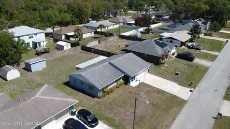 845 Dupont Street NE Palm Bay FL 32907
