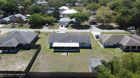 845 Dupont Street NE Palm Bay FL 32907