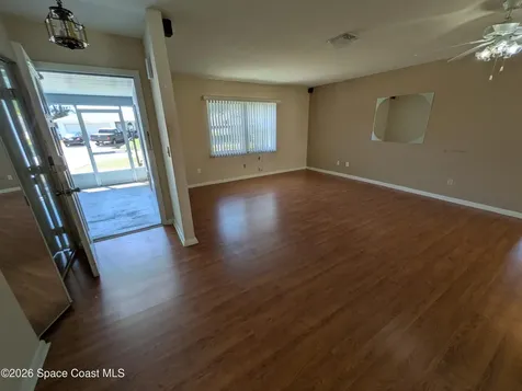 845 Dupont Street NE Palm Bay FL 32907