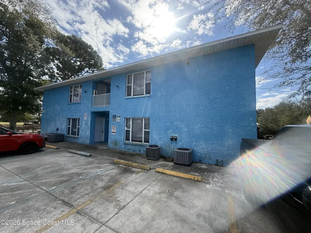 1527 Schoolhouse Street Merritt Island FL 32953