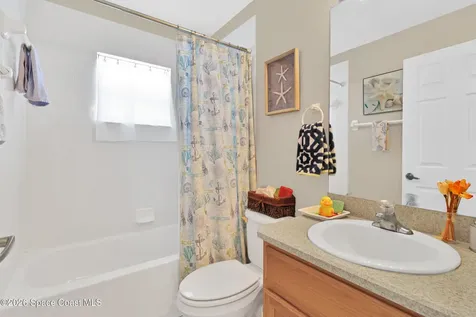2101 Chinaberry Circle SE Palm Bay FL 32909