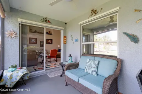 2101 Chinaberry Circle SE Palm Bay FL 32909