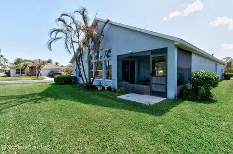 2101 Chinaberry Circle SE Palm Bay FL 32909