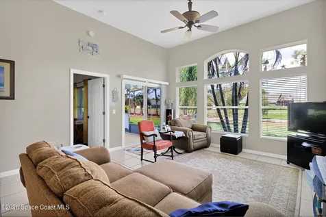 2101 Chinaberry Circle SE Palm Bay FL 32909
