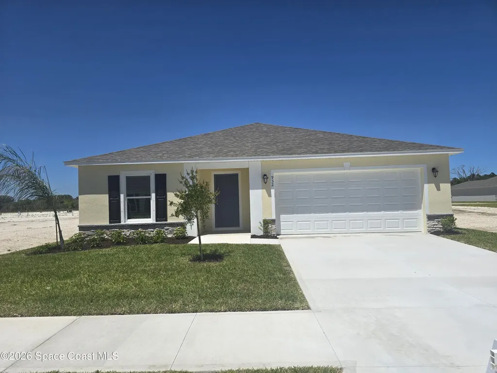 932 SW Richmond Circle SW Palm Bay FL 32908