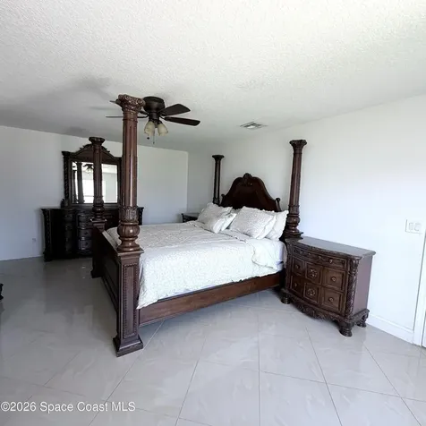 2601 Lakehurst Avenue SW Palm Bay FL 32908