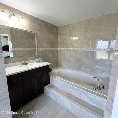2601 Lakehurst Avenue SW Palm Bay FL 32908