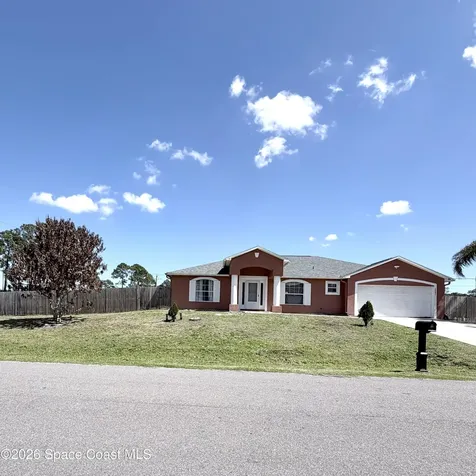 2601 Lakehurst Avenue SW Palm Bay FL 32908