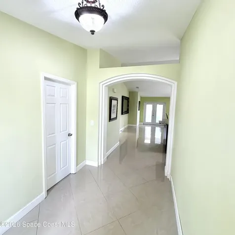 2601 Lakehurst Avenue SW Palm Bay FL 32908