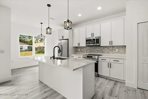 2798 Gainesville Road SE Palm Bay FL 32909