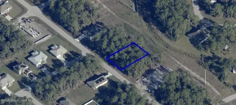 1067 Harlingen Road SW Palm Bay FL 32908