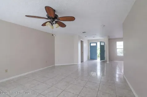 950 Briarwood Boulevard NE Palm Bay FL 32905