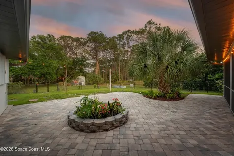 4001 Seattle Slew Lane Grant-valkaria FL 32950