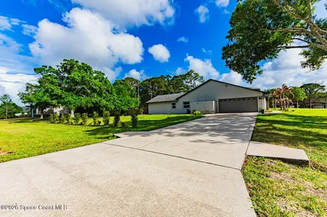 4001 Seattle Slew Lane Grant-valkaria FL 32950