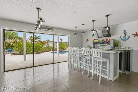 725 Puesta Del Sol Plaza Indialantic FL 32903