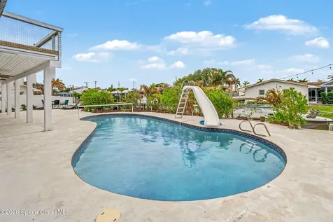 725 Puesta Del Sol Plaza Indialantic FL 32903