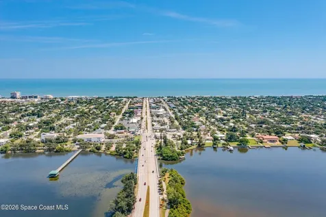 725 Puesta Del Sol Plaza Indialantic FL 32903