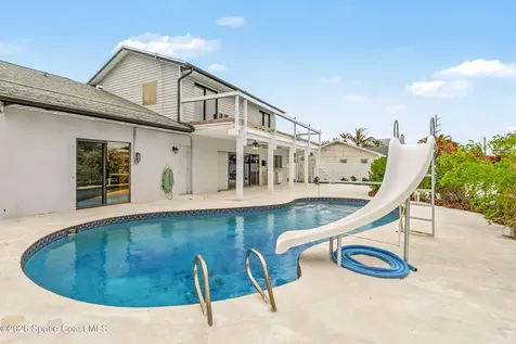 725 Puesta Del Sol Plaza Indialantic FL 32903