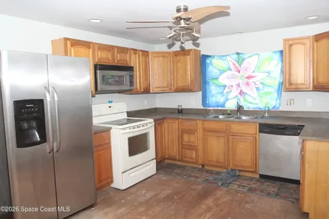 6480 State Road 46 Mims FL 32754