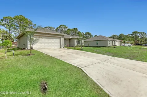 237 Franciscan Avenue NW Palm Bay FL 32907