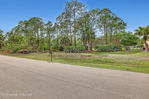 237 Franciscan Avenue NW Palm Bay FL 32907