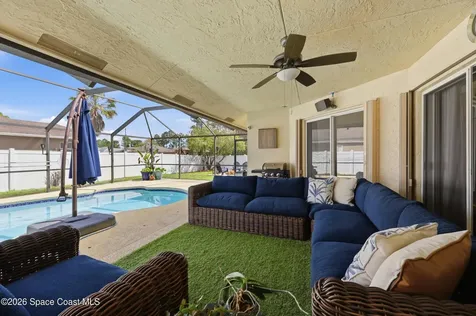 5878 NW Carovel Avenue Port St. Lucie FL 34986