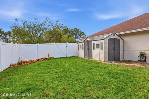 5878 NW Carovel Avenue Port St. Lucie FL 34986