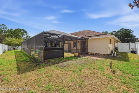5878 NW Carovel Avenue Port St. Lucie FL 34986