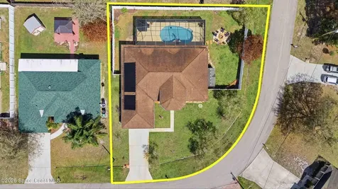 5878 NW Carovel Avenue Port St. Lucie FL 34986