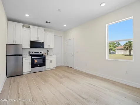 2981 Gaffney Avenue SE Palm Bay FL 32909