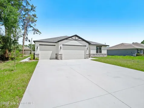 2981 Gaffney Avenue SE Palm Bay FL 32909