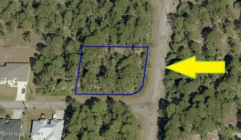 705 Kingfisher Street SW Palm Bay FL 32908