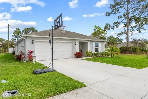324 Alminar Avenue SE Palm Bay FL 32909
