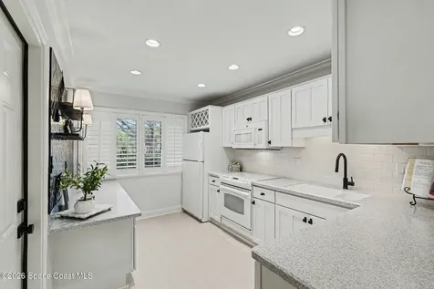 255 Country Club Drive Melbourne FL 32940