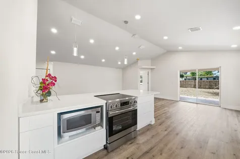 3009 Elizabeth Street Melbourne FL 32904