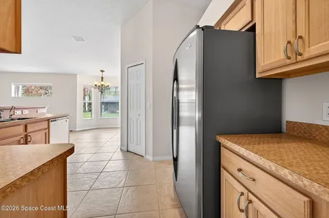 587 Dixon Road NW Palm Bay FL 32907