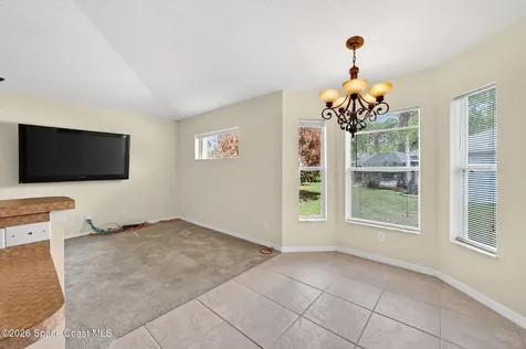 587 Dixon Road NW Palm Bay FL 32907