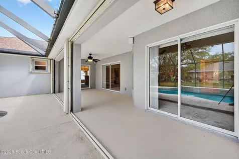 587 Dixon Road NW Palm Bay FL 32907