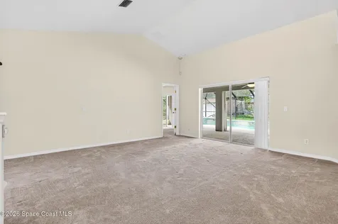 587 Dixon Road NW Palm Bay FL 32907