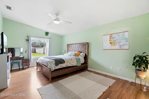 823 Lamplighter Drive NW Palm Bay FL 32907