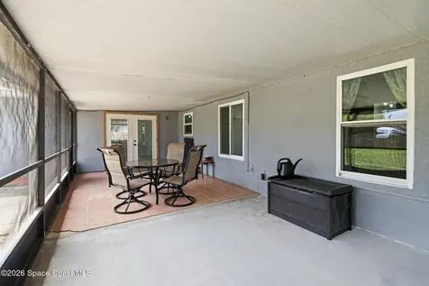 823 Lamplighter Drive NW Palm Bay FL 32907