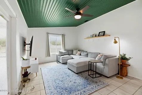823 Lamplighter Drive NW Palm Bay FL 32907